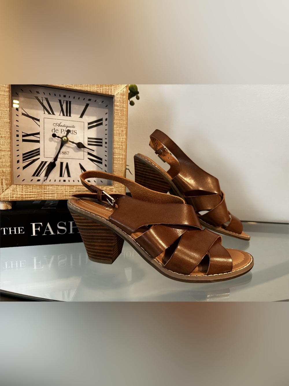 Dr. Scholls Carrilynne Strappy Leather Stacked Wood Block Heel Sandals 8.5